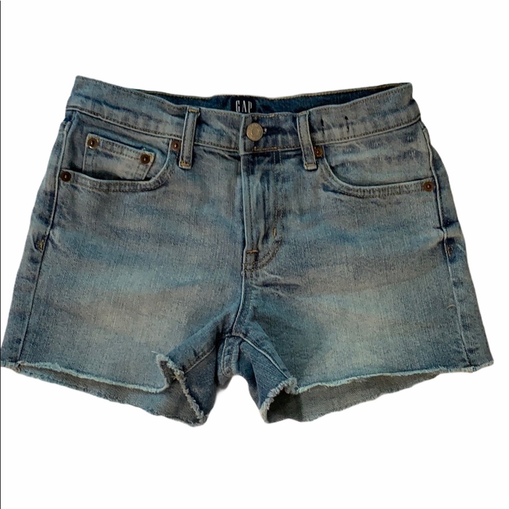 Gap Frayed Hem Jean Shorts Size 25